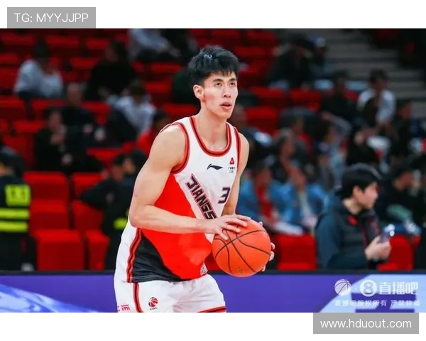 男篮手感冰凉三分低迷半场仅两中